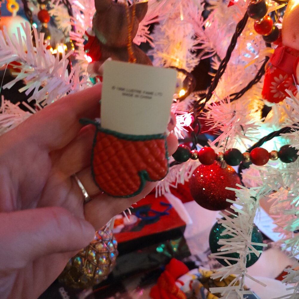 Vintage LUSTRE FAME CHRISTMAS ORNAMENT 2 White MICE RECIPE CARD OVEN MITT 1996 - Picture 3 of 3